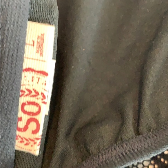 3 for $10🎁 Women’s SO brand halter top size L - Picture 3 of 5